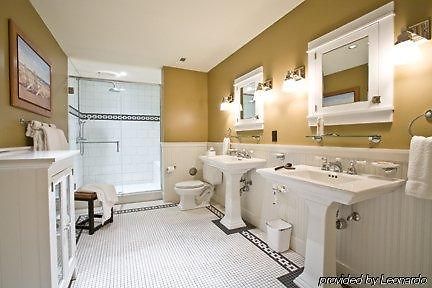 Tamarack Lodge Acme Habitación foto